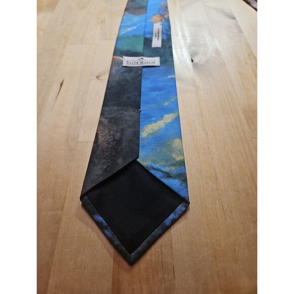 Ralph Marlin & Company 'Wolf' (Vintage 90s Howling Wolf Necktie/Tie/Neckwear) - Picture 12 of 12